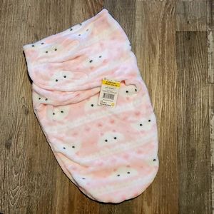 Girls 0-3m swaddle